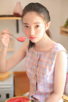 趁女朋友洗澡玩她闺蜜h
